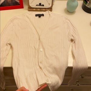 Cropped cream cardigan